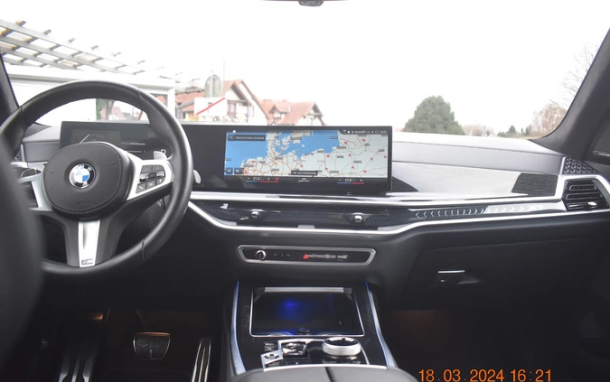 BMW X7 cena 485000 przebieg: 30000, rok produkcji 2022 z Trzebiatów małe 67